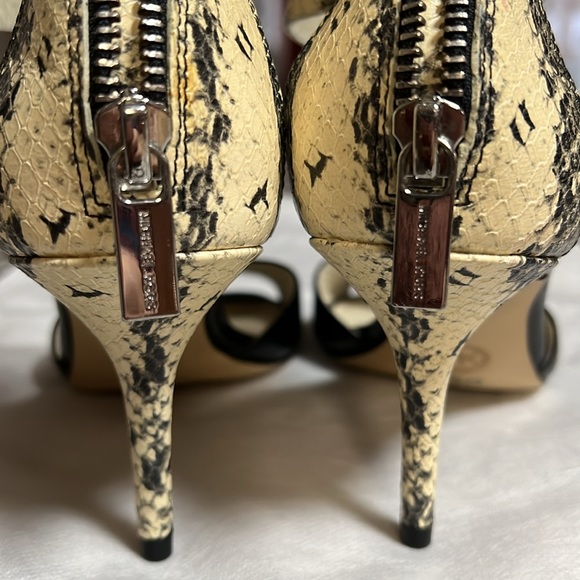 Michael Kors leather heels size 7 - Picture 8 of 13